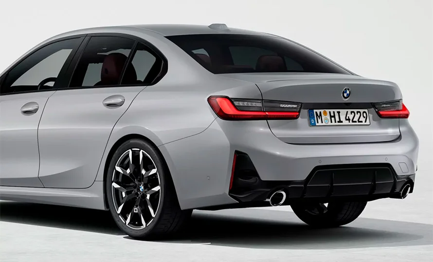 foto890_bmw-serie3-design-conteudo (2).webp.webp?v=1753202491?v=1753462535?v=1759234739?v=1760631875?v=1761221529?v=1761224545?v=1761230604?v=176123102